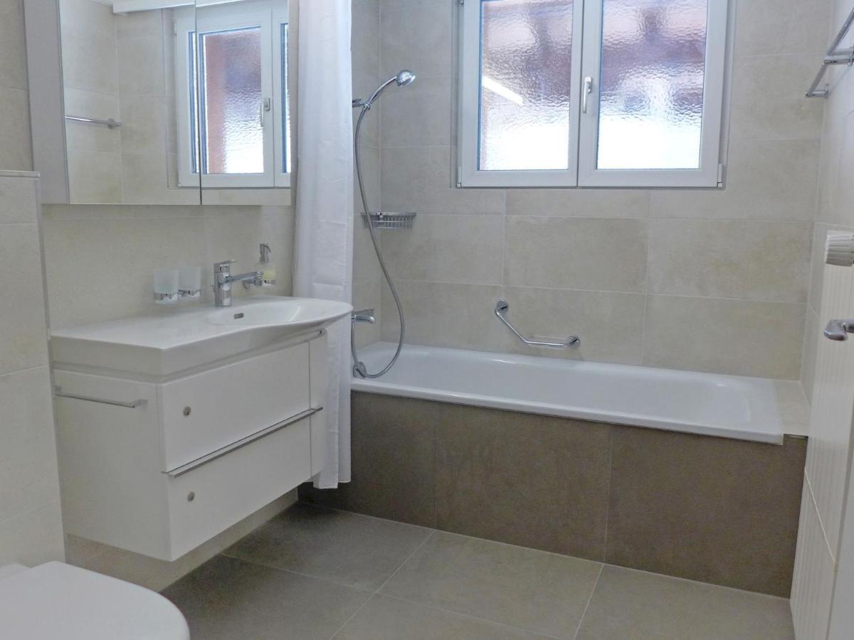 Apartment Chalet Casa Almis 5 By Interhome جريندلوالد المظهر الخارجي الصورة
